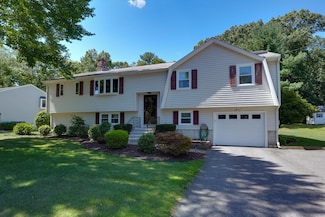 6 Fairfax St, Burlington, MA 01803