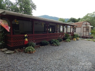 90 Park Place, Maggie Valley, NC 28751