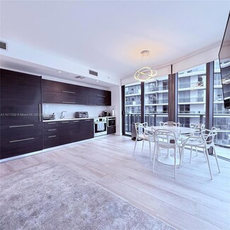 55 SW 9th St Unit 4003, Miami, FL 33130