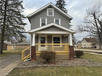 902 Francis Ave SE, Warren, OH 44484