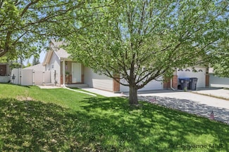 4423 Charles St, Cheyenne, WY 82001
