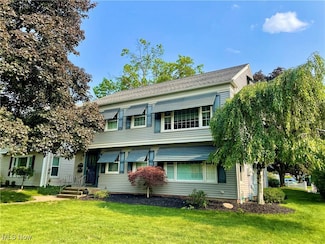 19665 Hilliard Blvd, Rocky River, OH 44116
