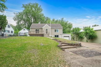 469 Little Canada Rd E, Saint Paul, MN 55117