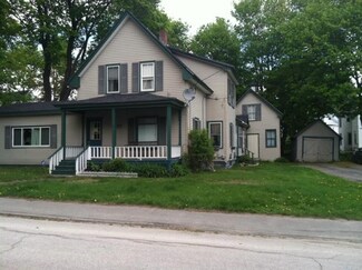 386 4th St, Old Town, ME 04468