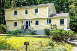 62 Loring Rd, Concord, MA 01742