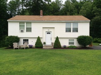 20 Poplar Cir, Lisbon, ME 04250