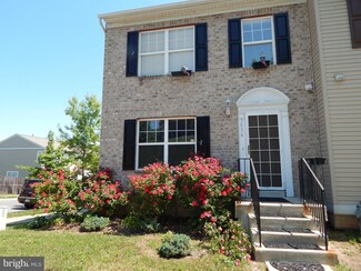 3934 C St SE, Washington, DC 20019