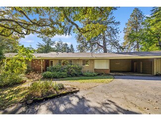 2415 SW Scholls Ferry Rd, Portland, OR 97221