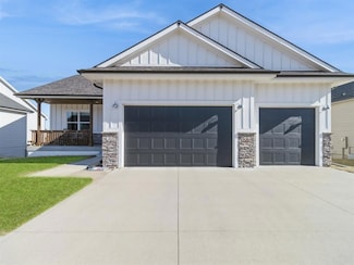 1837 15th Ave SE, Altoona, IA 50009