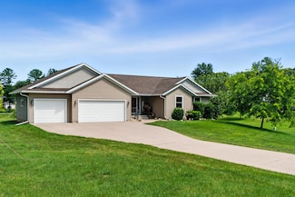 N7296 Eagle Rd, Holmen, WI 54636