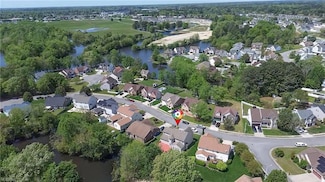 117 Lakes Edge Dr, Suffolk, VA 23434