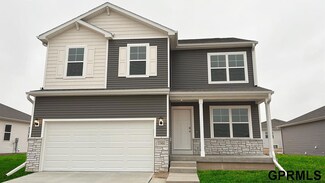 11904 S 115th St, Papillion, NE 68046
