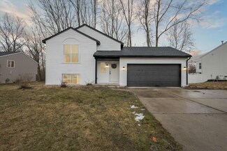 2839 Bransford St, Kentwood, MI 49512