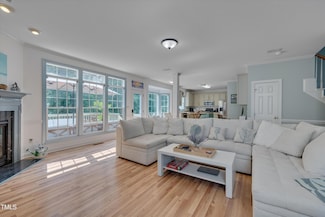 7 Monteith Ct, Durham, NC 27713
