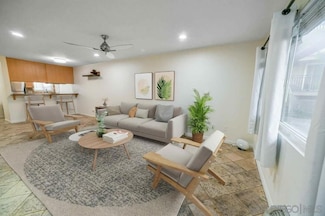 9860 Dale Ave Unit E2, Spring Valley, CA 91977