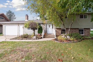 120 David Ct, La Porte, IN 46350