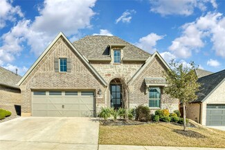 5629 Pradera Rd, Fort Worth, TX 76126