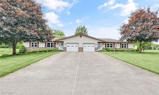1403 1405 Frank Dr, Wooster, OH 44691