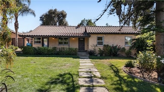 1955 Friendly Dr, Vista, CA 92084