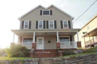 280 E Poplar St, Plymouth, PA 18651