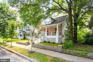 4310 30th St, Mount Rainier, MD 20712