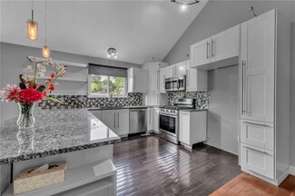 5937 N Kansas Ave, Kansas City, MO 64119