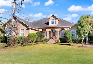 145 Riverwalk Dr, Brunswick, GA 31523