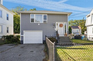 68 Everett St, Warren, RI 02885