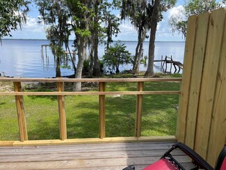 1110 N Summit St Unit B20, Crescent City, FL 32112