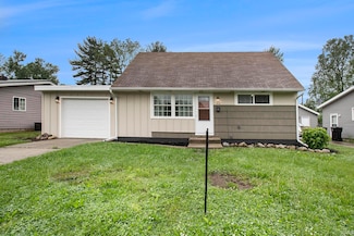 4113 York Rd, South Bend, IN 46614