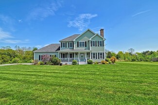 12 Harvest Ln, Berkley, MA 02779