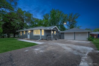 6600 Idaho Ave N, Brooklyn Park, MN 55428