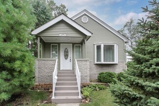 1379 E Lincoln Ave, Des Plaines, IL 60018