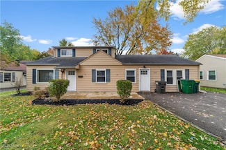 4995 Marigold Rd, Mentor, OH 44060