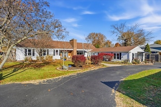 9960 W 151st St, Orland Park, IL 60462