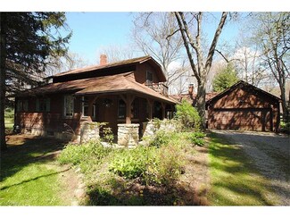 13685 Northwood Rd, Novelty, OH 44072
