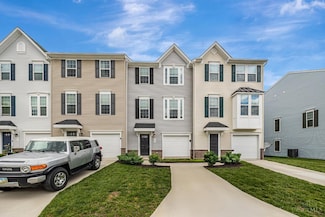 822 Blackcomb Dr, Cincinnati, OH 45244
