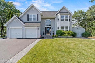 11 Whisper Way, Barnegat, NJ 08005