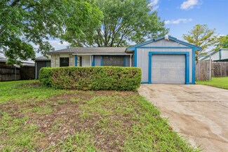 2604 Kristinwood Dr, Arlington, TX 76014