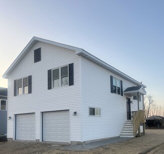 6812 Seminole Dr, Wonder Lake, IL 60097