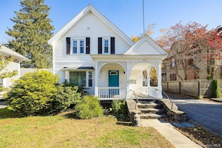 108 Church St, Millbrook, NY 12545