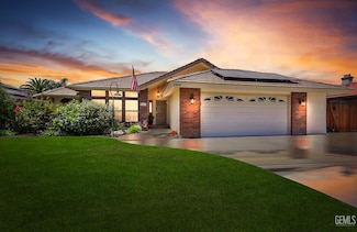 11004 Dapple Way, Bakersfield, CA 93312