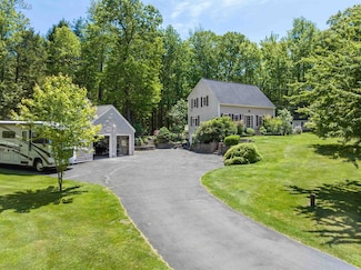 39 Nathaniel Brown Dr, Fremont, NH 03044