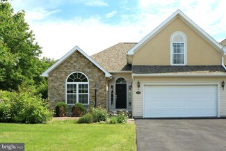 2465 Circleville Rd Unit 127, State College, PA 16803