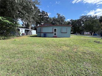 813 NW 5th St, Webster, FL 33597