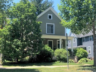 452 3rd St Unit 2, Ann Arbor, MI 48103
