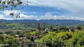 692 Hillside Dr, Solvang, CA 93463