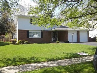 447 Cumberland Dr, Columbus, OH 43213