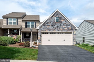 116 Goldenfield Dr, Lancaster, PA 17603