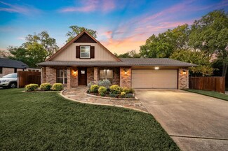 3024 Hillcrest Ct, Grapevine, TX 76051